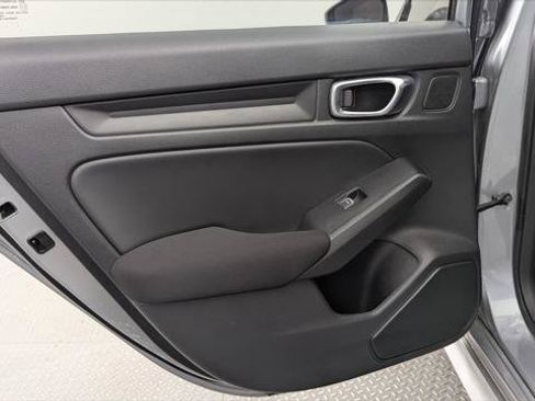 Used 2023 Honda Civic Sport image 16