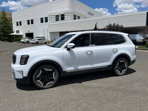 Certified 2024 Kia Telluride S w/ S Sunroof Package AWD/4WD image 1