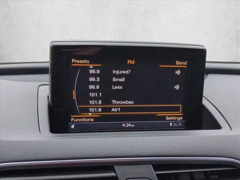 Used 2018 Audi Q3 2.0T Premium Plus w/ Premium Plus Package image 21