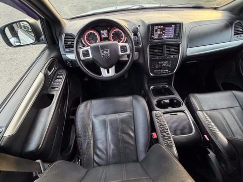 Used 2019 Dodge Grand Caravan GT FWD image 24