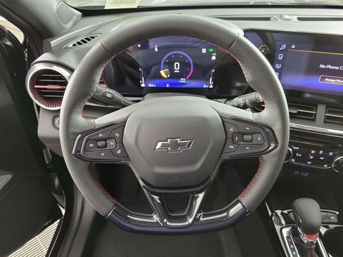 New 2026 Chevrolet Trax RS w/ Sunroof Package image 22