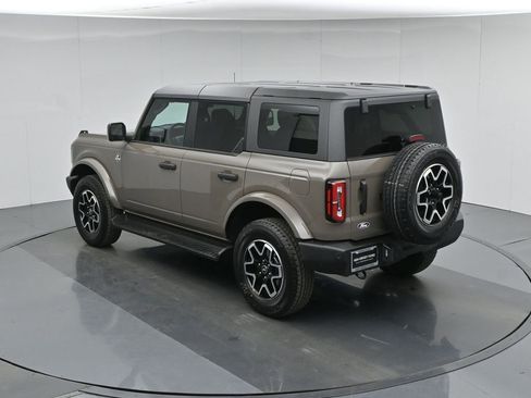 Certified 2026 Ford Bronco Outer Banks AWD/4WD image 44