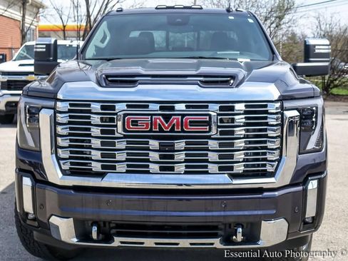 Used 2025 GMC Sierra 2500 Denali w/ Denali Reserve Package AWD/4WD image 6