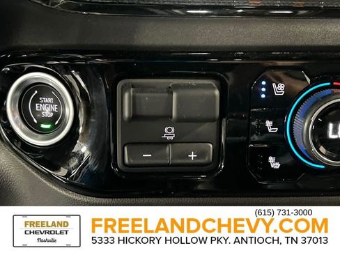 Used 2023 Chevrolet Silverado 1500 ZR2 image 24