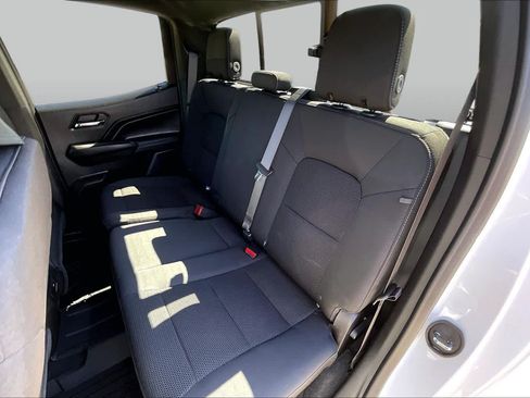 Used 2026 Chevrolet Colorado LT RWD image 19
