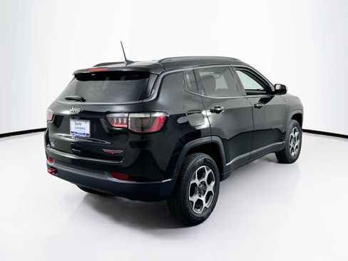 Used 2022 Jeep Compass Trailhawk w/ Trailhawk Convenience Group AWD/4WD image 5
