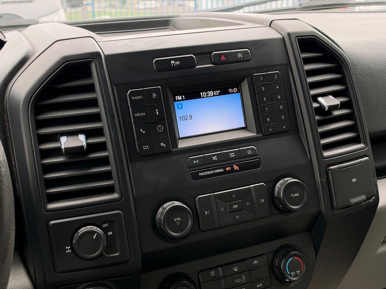 Used 2019 Ford F150 XL w/ Equipment Group 101A Mid RWD image 15