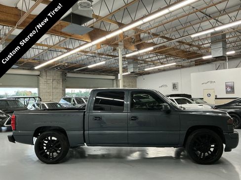 Used 2006 GMC Sierra 1500 SL image 4