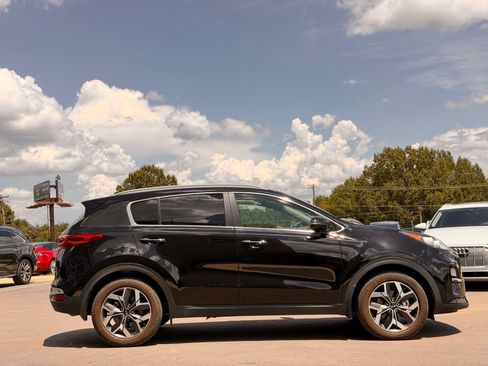 Used 2021 Kia Sportage EX FWD image 9