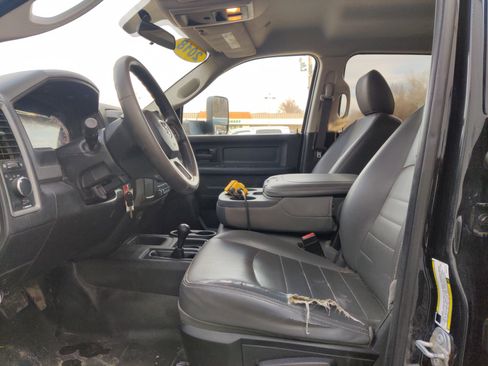 Used 2018 RAM 3500 Tradesman image 18