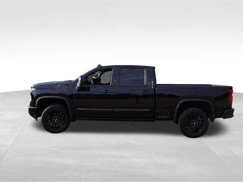 Used 2024 Chevrolet Silverado 3500 High Country w/ High Country Premium Package AWD/4WD image 9