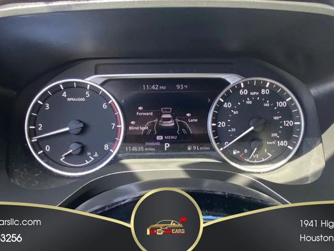 Used 2021 Nissan Rogue S FWD image 2