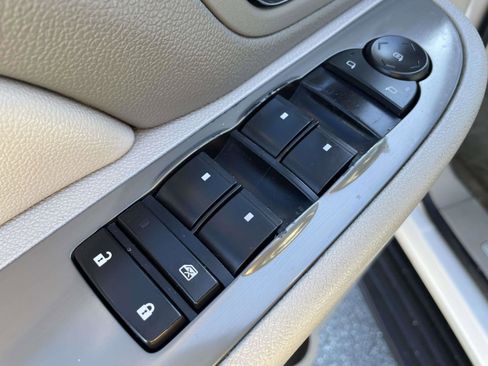 Used 2008 Chevrolet Tahoe LS image 11