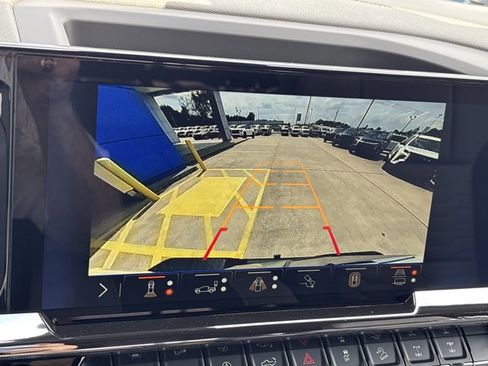 New 2026 Chevrolet Silverado 1500 ZR2 w/ Dark Appearance Package AWD/4WD image 39