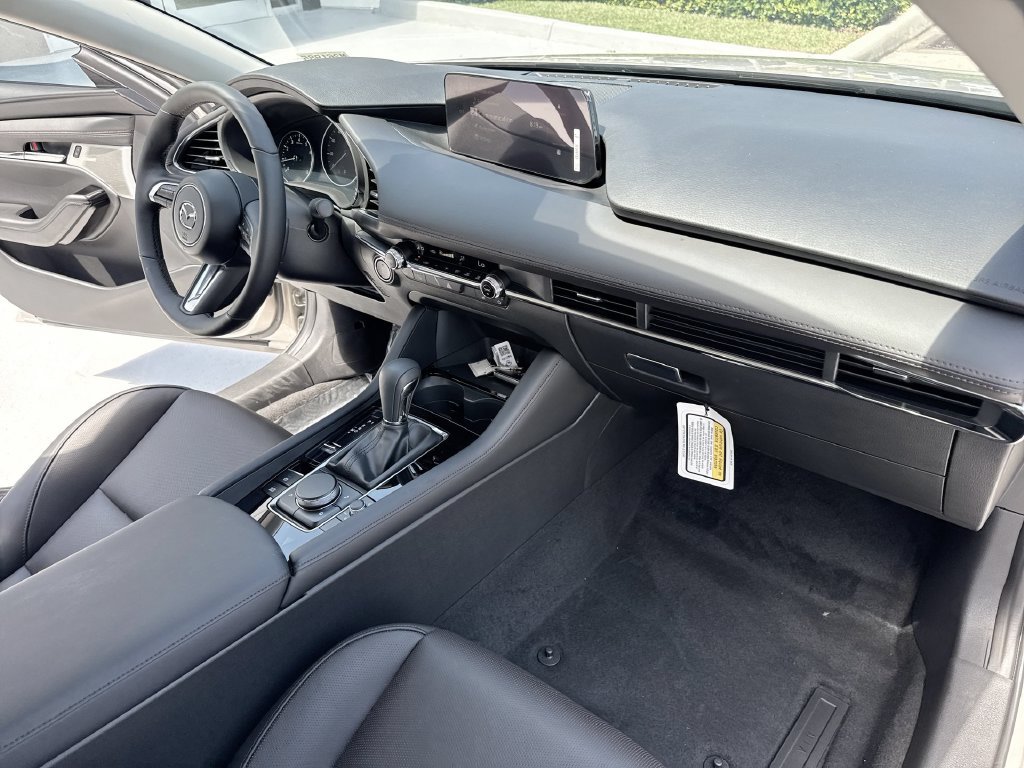 New 2026 MAZDA MAZDA3 2.5 Turbo Sedan w/Premium Plus AWD/4WD image 32