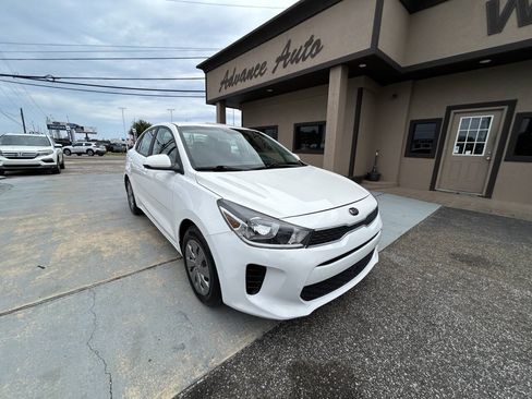 Used 2020 Kia Rio LX FWD image 4