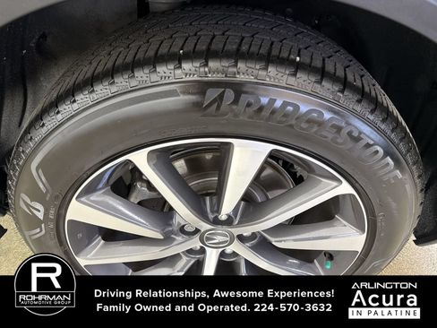 Used 2025 Acura MDX SH-AWD w/ Technology Package image 5