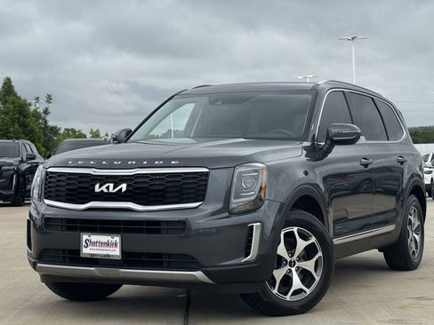 Used 2022 Kia Telluride EX FWD image 2