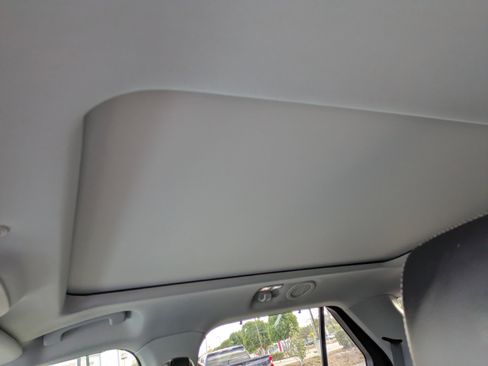 Certified 2022 Ford Explorer Limited w/ Limited Technology Package image 20