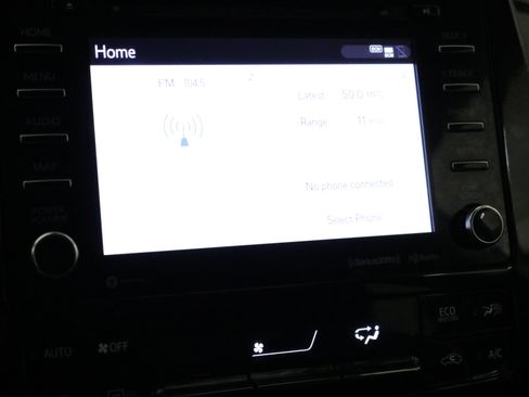 Used 2021 Toyota Prius Prime LE image 19