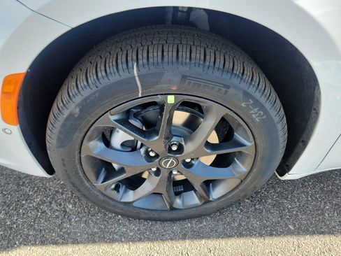 New 2026 Chrysler Pacifica Limited w/ S Appearance Package image 27