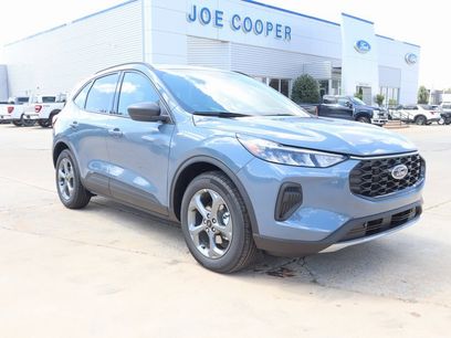 New 2025 Ford Escape ST-Line w/ Cold Weather Package