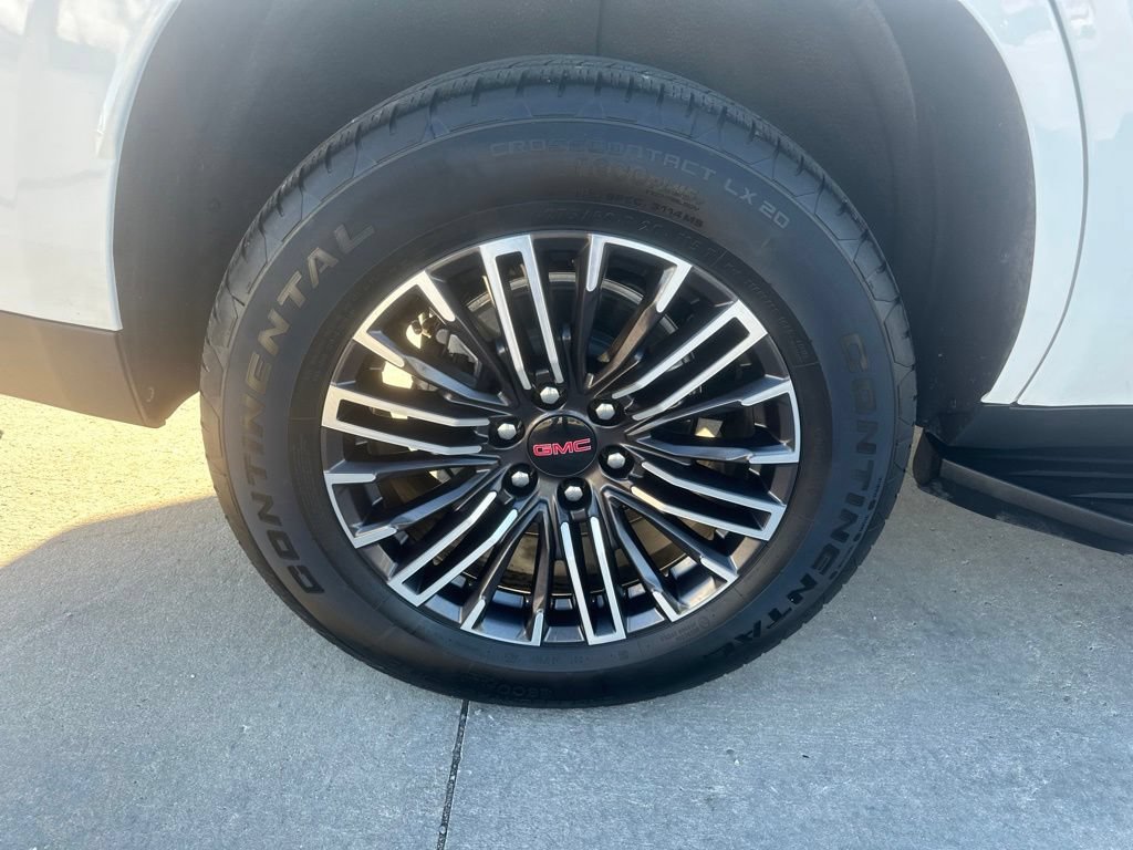 Certified 2025 GMC Yukon Elevation AWD/4WD image 38
