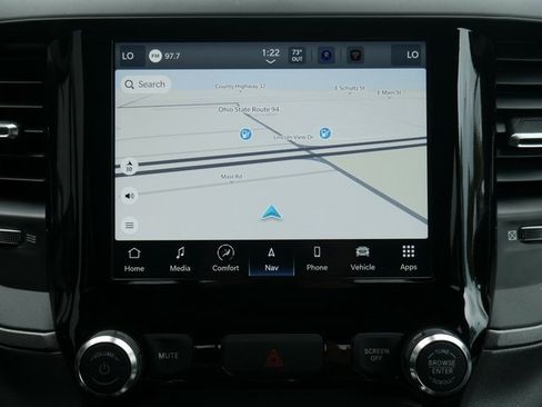 Used 2024 RAM 2500 Tradesman w/ Chrome Appearance Group image 4