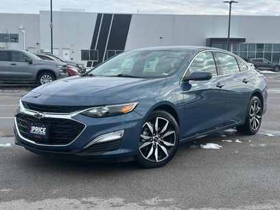 Used 2025 Chevrolet Malibu RS