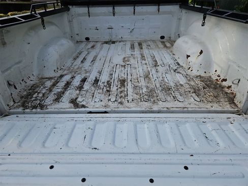 Used 2018 RAM 2500 SLT image 34