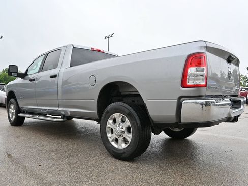 Used 2024 RAM 2500 Big Horn AWD/4WD image 2
