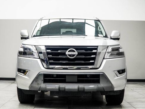 Used 2024 Nissan Armada SL image 7