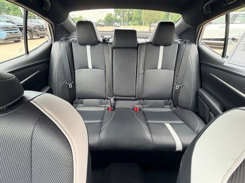 Used 2025 Toyota Camry SE FWD image 23