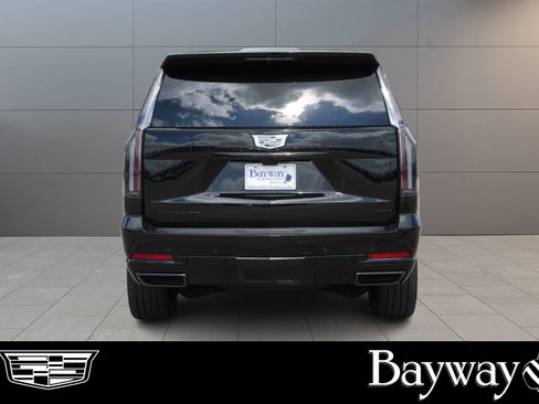 Certified 2026 Cadillac Escalade Platinum Sport w/ LPO, ONYX Package AWD/4WD image 6