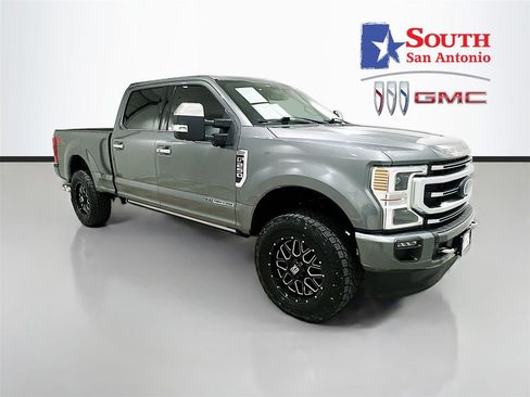 Used 2022 Ford F250 Platinum w/ FX4 Off-Road Package AWD/4WD image 1