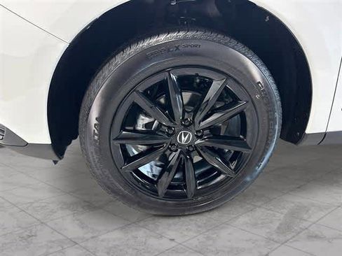 New 2026 Acura RDX SH-AWD image 11