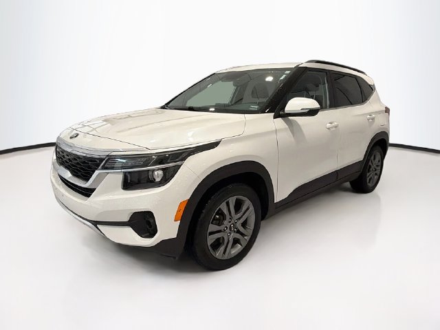 Used 2021 Kia Seltos S FWD image 3