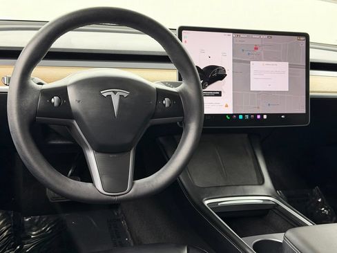 Used 2022 Tesla Model 3 Long Range AWD/4WD image 34