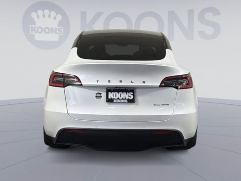 Used 2021 Tesla Model Y Long Range image 5
