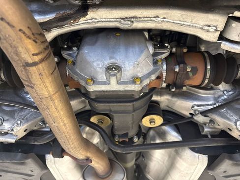 Used 2004 Nissan 350Z Enthusiast w/ Side Airbags Pkg image 16