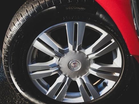 Used 2016 Cadillac SRX Luxury image 23