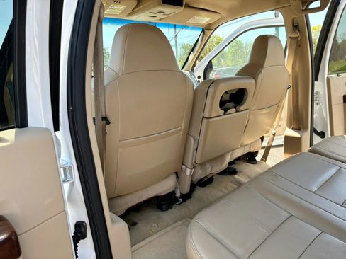 Used 2010 Ford F350 Lariat AWD/4WD image 19