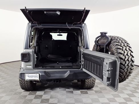 Used 2021 Jeep Wrangler Unlimited Sport AWD/4WD image 8