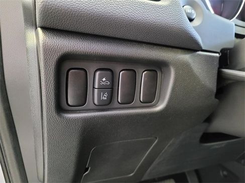 New 2025 Mitsubishi Outlander Sport SE image 18