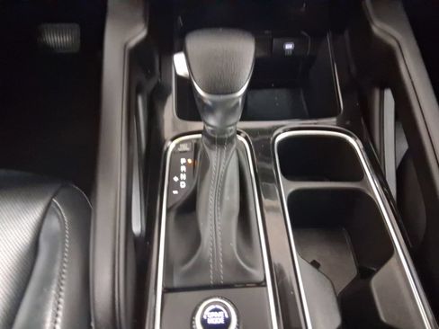 Used 2025 Kia Telluride LX FWD image 26