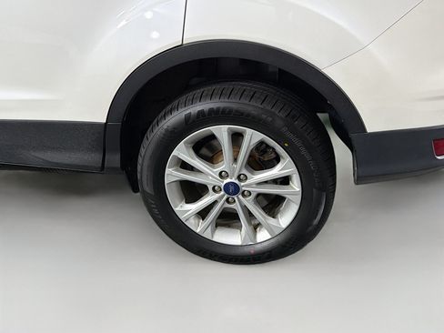 Used 2018 Ford Escape SEL w/ Ford Safe & Smart Package AWD/4WD image 11