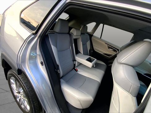 Used 2024 Toyota RAV4 XLE Premium FWD image 19