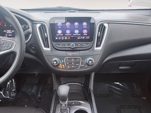 Used 2023 Chevrolet Malibu LT image 8