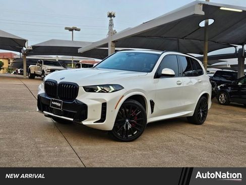 Used 2026 BMW X5 xDrive40i w/ M Sport Package AWD/4WD image 1