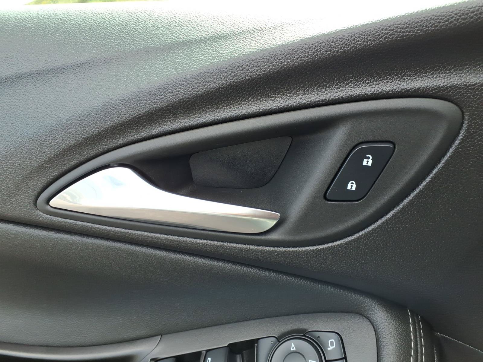 Used 2024 Buick Encore GX Preferred FWD image 15